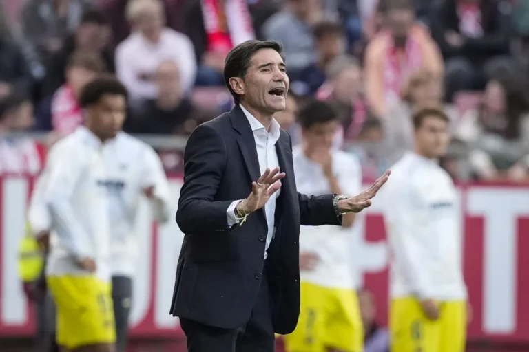 Marcelino: “Este Barcelona te puede ganar hasta relajado”